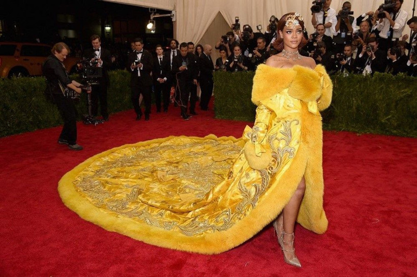 Rihanna'dan yıllar sonra MET Gala itirafı! Herkes gülecek diye... - Resim: 1
