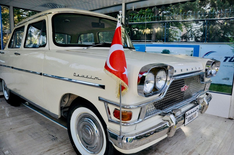 Türkiye'nin ilk göz ağrısı! Farları ayakla açılıyor güvenlik gerekçesiyle benzin konulmuyor - Resim: 4