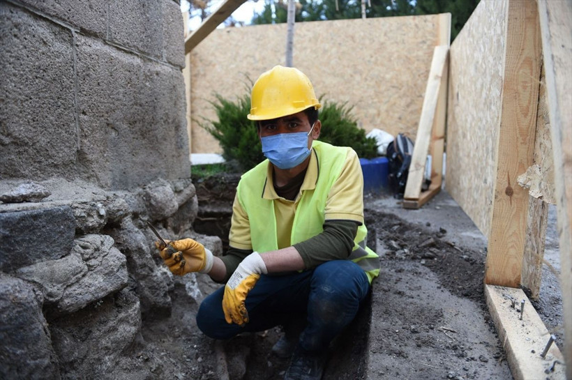 Ulucanlar Cezaevi önündeki tarihi çeşmeden mahkumlara ait kesici aletler zulası çıktı - Resim: 3