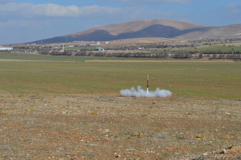 Elazığ'da üniversite öğrencisi geliştirdi! 'Roketimsi insansız hava aracı' testi geçti - Resim: 3