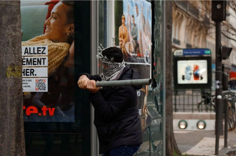 PKK yandaşları iyice kudurdu! Paris'ten sonra Londra'yı da karıştırdılar - Resim: 4