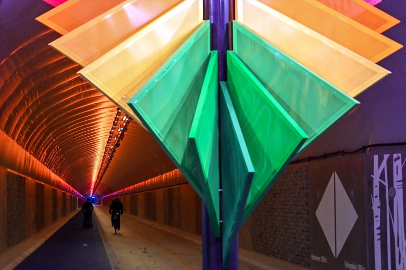 Bu tünel sadece yayalar ve bisikletliler için - Resim: 1