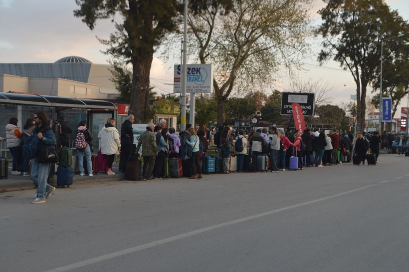 Bayram tatili 9 gün oldu! Herkes oraya gidiyor kuyruk aldı başını gitti - Resim: 4