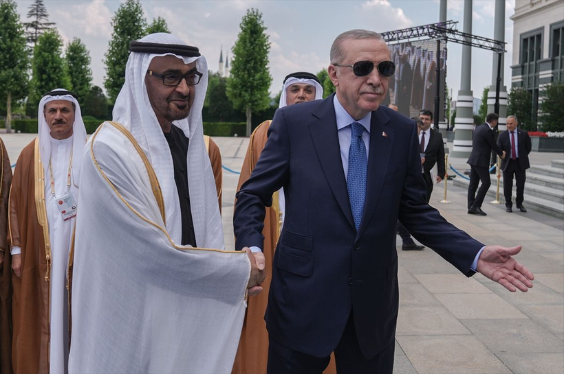 BAE Devlet Başkanı Al Nahyan Ankara'da! Cumhurbaşkanı Erdoğan resmi törenle karşıladı - Resim: 2