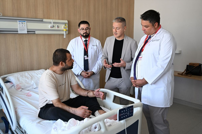 Şanlıurfa'da küçük çaplı mucize gerçekleşti 5 ayda ayağa kalktı - Resim: 1