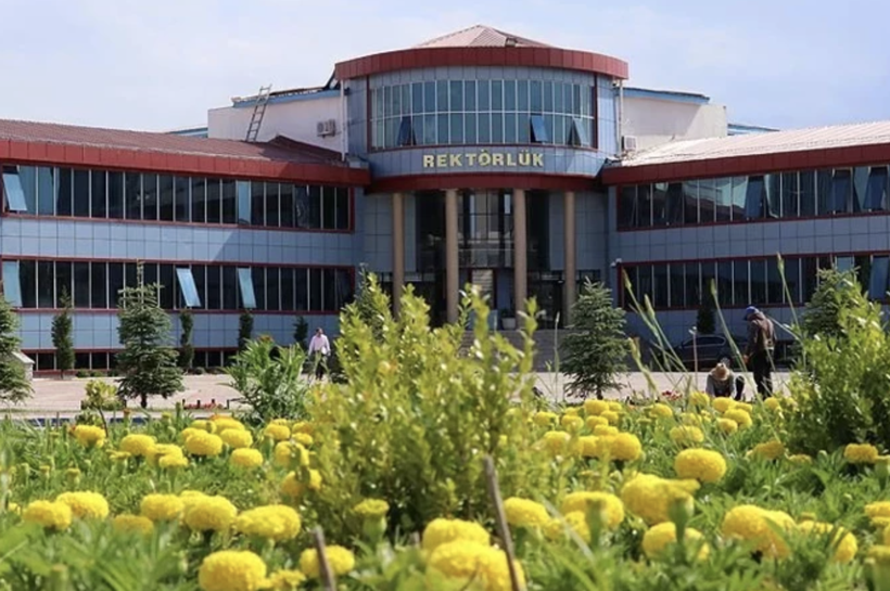 Türkiye'nin en iyi tıp fakülteleri belli oldu! İşte ilk 40 üniversite... - Resim: 4