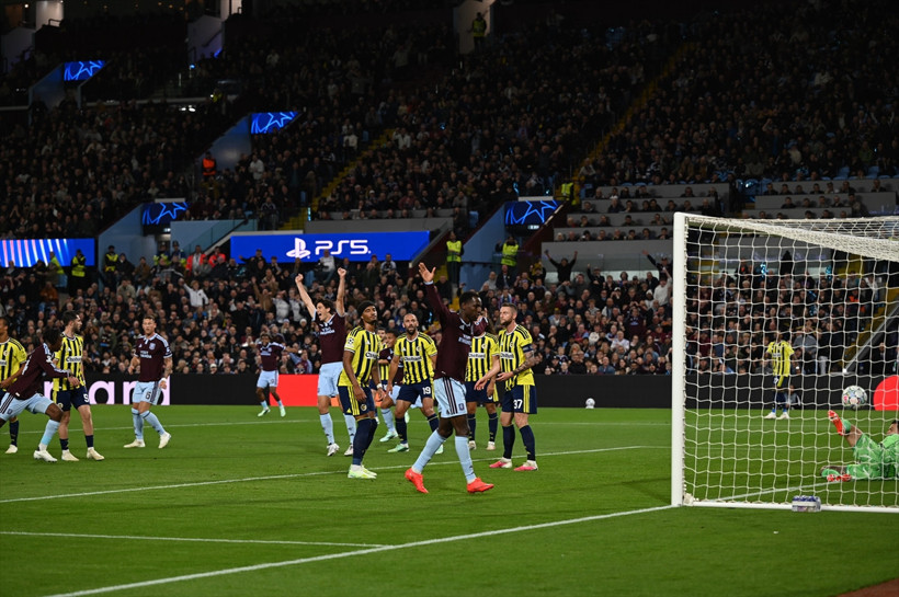 6-0 biten Aston Villa-Fenerbahçe maçı dünya basınında! Atılan manşetlere bakın... - Resim: 1