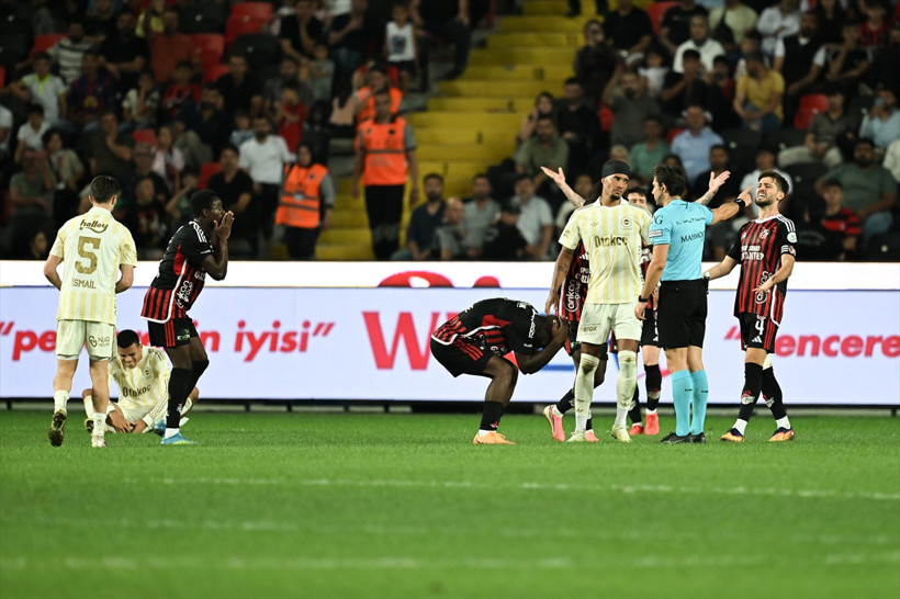 Nihat Kahveci'den Fenerbahçe yorumu: PAF takımı çıkar 8 puan alır - Resim: 0