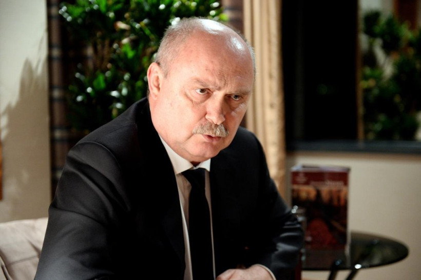 Feridun Sinirlioğlu kimdir gizli diplomasinin 1 numarası gitti - Resim: 2