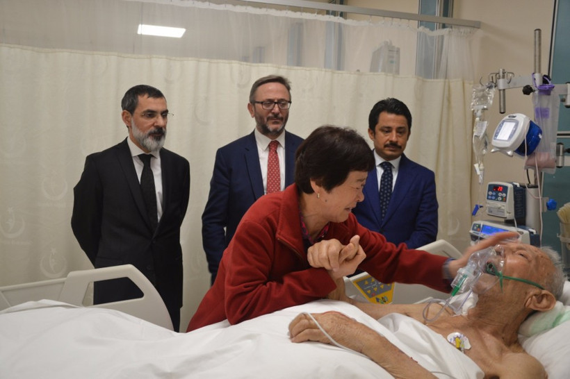 Koreli 'Ayla' manevi babasını ziyaret etti - Resim: 1