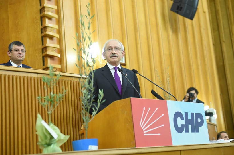 Kemal Kılıçdaroğlu CHP arması taktığı Sarp Kuray kimdir? - Resim: 1