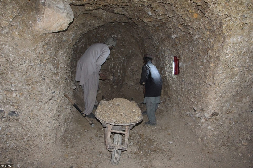 Toprağa gömülen Kuran-ı Kerimlerin sırrı ne? - Resim: 3