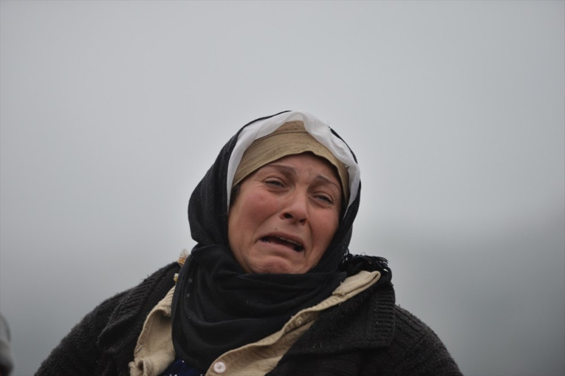 'Zeytin Dalı'yla köyüne döndü: Gözyaşlarına boğuldu! - Resim: 2