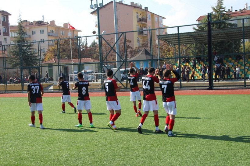 Tük futbol tarihi böylesini görmedi! 18 saniyede her şey bitti - Resim: 4