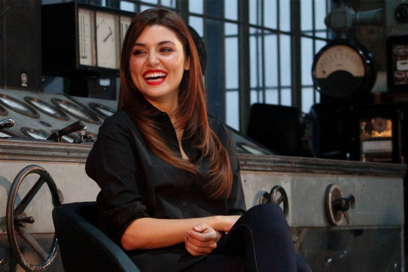 Cengiz Semercioğlu: 'Bu işi bırak Hande Erçel' - Resim: 1