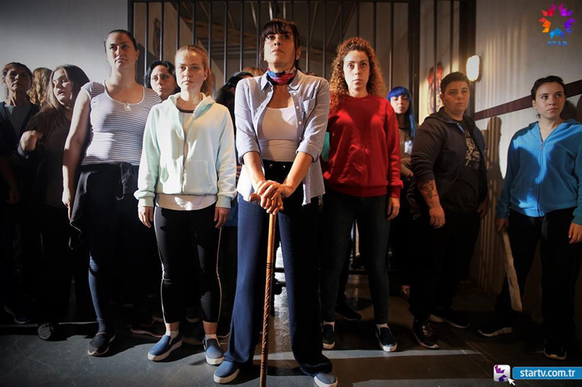 Avlu'yu dağıtan büyük sır ortaya çıktı! Seyirci anında isyan etti  - Resim: 1