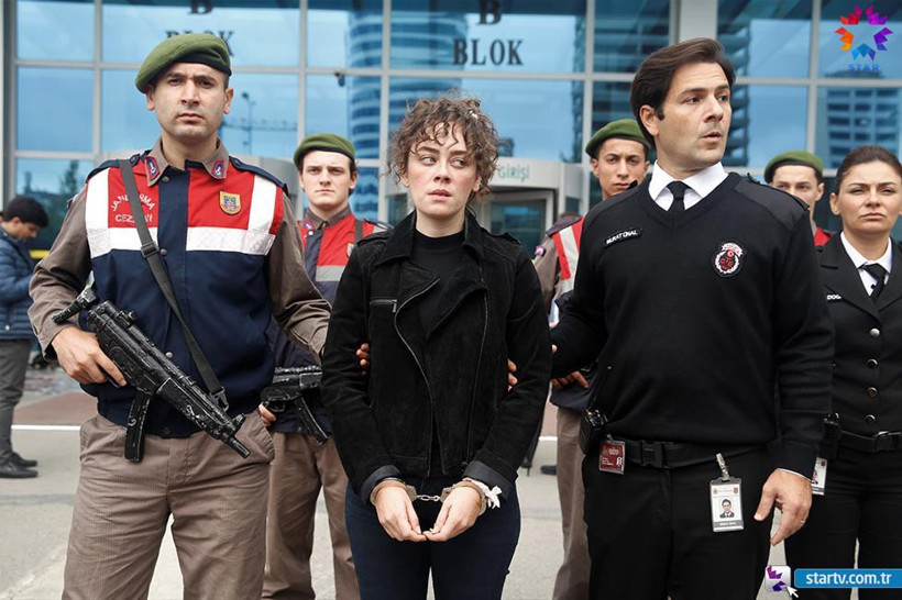 Avlu'yu dağıtan büyük sır ortaya çıktı! Seyirci anında isyan etti  - Resim: 3