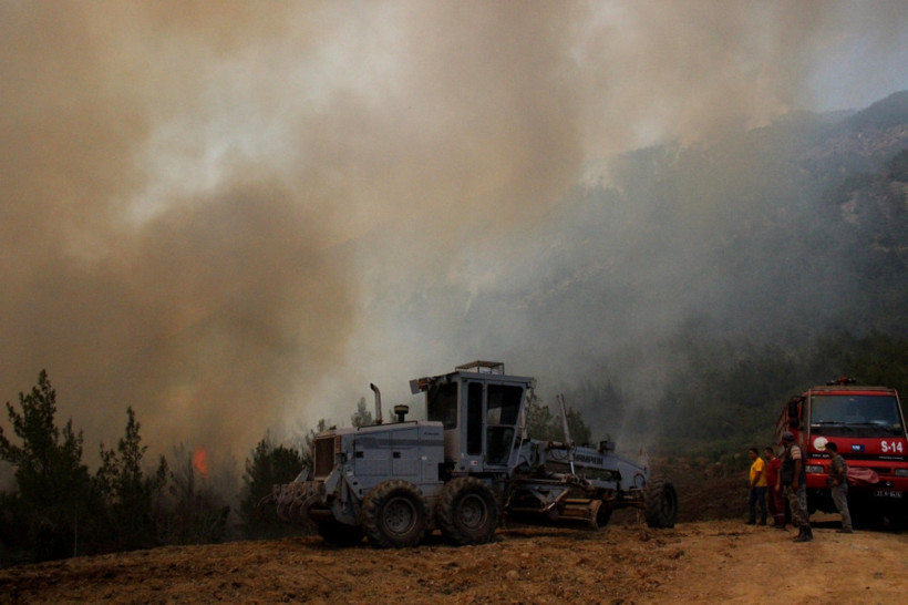 İki gün oldu: Korkunç yangın söndürülemiyor! - Resim: 4