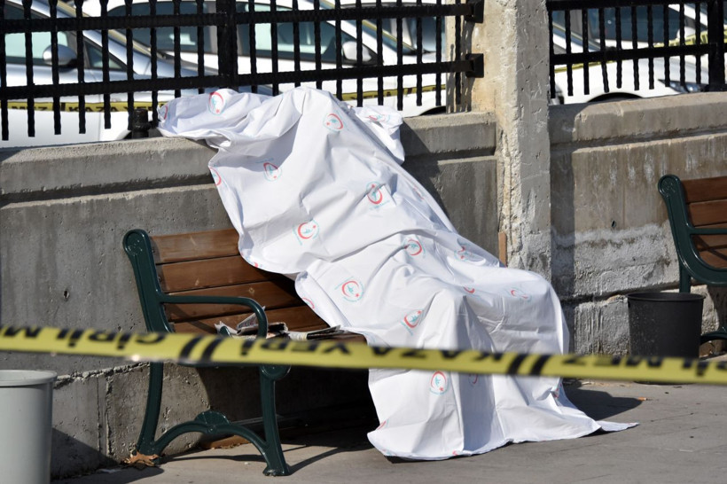 Hastane bahçesinde acı olayda kadından şaşırtan hareket - Resim: 1