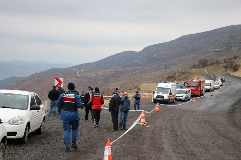 Bolu'da kayıp 2 kişinin cansız bedeni 500 metrelik uçurumda bulundu - Resim: 1