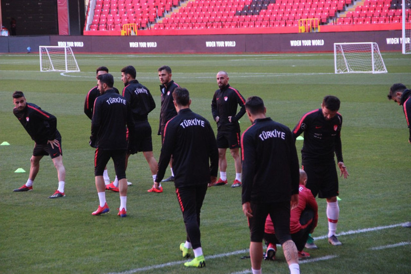 A Milli Takım Moldova maçı hazırlıklarını tamamladı - Resim: 3