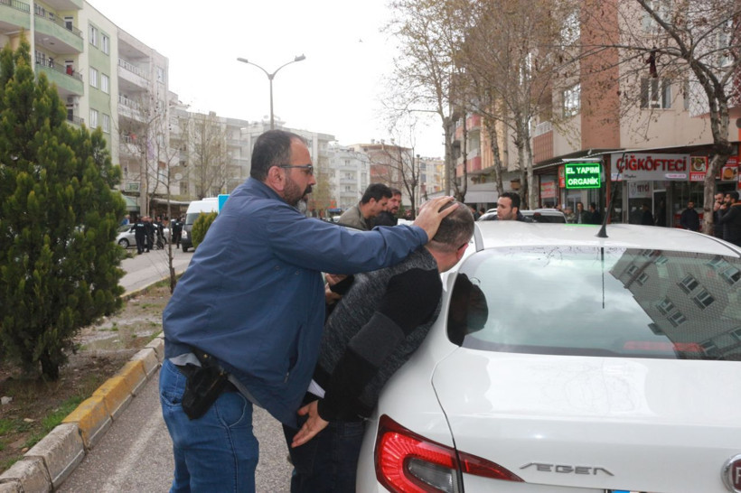 Adıyaman'da serbest bırakılan taraflar yeniden birbirine girdi: 1 ölü - Resim: 2