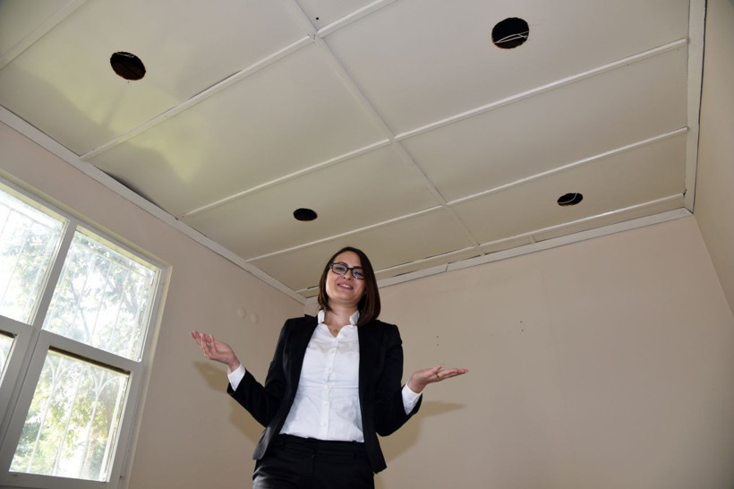 Antalya'da eski muhtar koltuğu da alıp gitti - Resim: 4