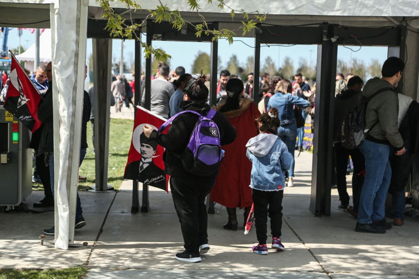 Maltepe'deki mitinge damga vuran kareler Ekrem İmamoğlu'na ilgi büyük - Resim: 3