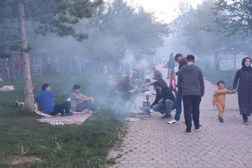 Orman yangını değil mangal dumanı - Resim: 1