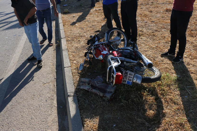 Otomobil ile motosiklet çarpıştı:: Yaralılar var - Resim: 4