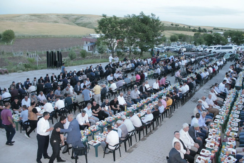 Diyarbakır'da 300 torunlu Hamo Ağa 2 bin kişiye iftar verdi - Resim: 3