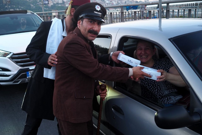 Seksenler dizisinin bekçisi Bekçi Bekir 20 bin iftariyelik dağıttı - Resim: 4