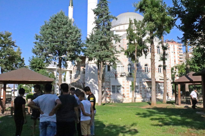 Yaşlı adam camide abdest alırken hırsızın hedefi oldu - Resim: 4