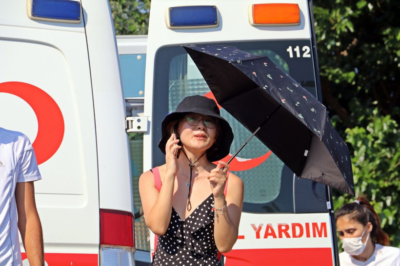 Antalya'da falezlere düşen adamı kurtarmak için ekipler seferber oldu - Resim: 2