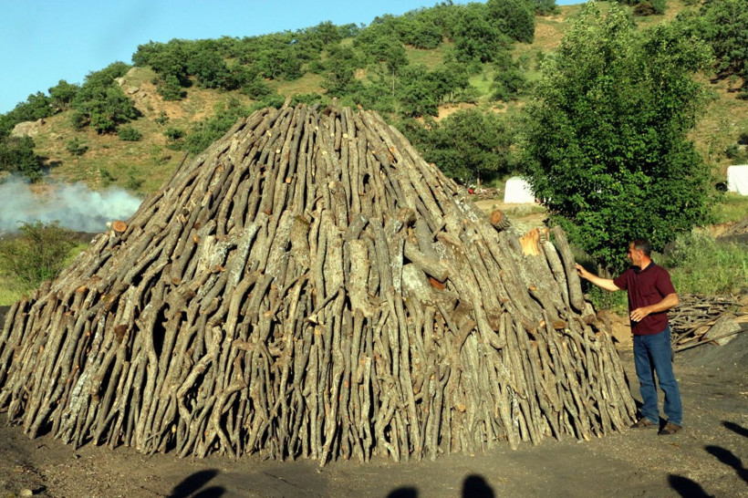Dumanlar içindeki ekmek mücadelesi! Bakın ne üretiyorlar - Resim: 3