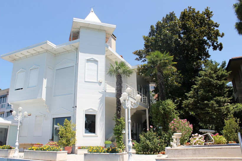 Fiyatı dudak uçuklattı! Boğaz’ın incisi 'Tarihi Kuleli Yalısı' satışa çıkarıldı - Resim: 3