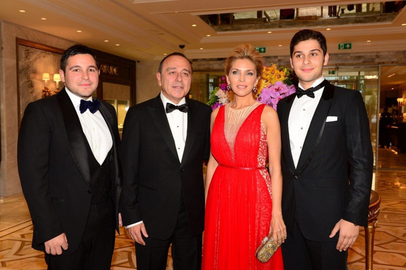 Hacı Sabancı takipçisinin "Para olmasa Hacı bildiğin 124" yorumuna cevap verdi - Resim: 2