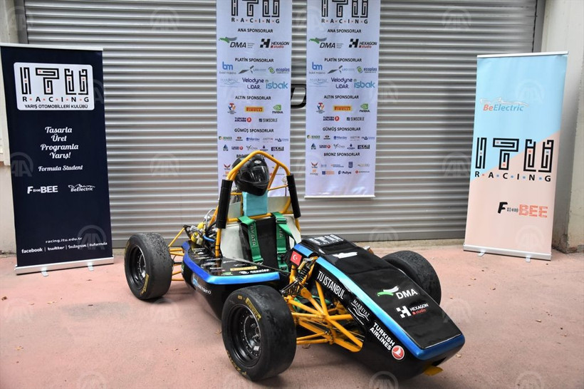 İTÜ'lü öğrenciler sürücüsüz ve elektrikli otomobil tasarladı! 180 km hıza çıkabiliyor - Resim: 4
