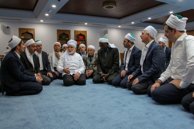 Türkiye'ye gelen Kenyalı papaz Müslüman oldu - Resim: 4