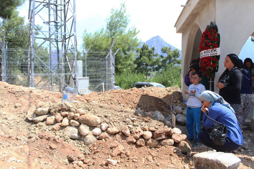 Antalya’da 70 yıllık evli çiftin duası gerçek oldu 26 dakika arayla öldüler - Resim: 4