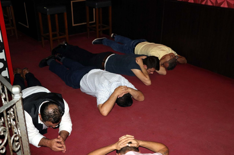 Ankara'da 'avcı kız' operasyonu 125 gözaltı tuzağa düşürdüğü erkekleri... - Resim: 2