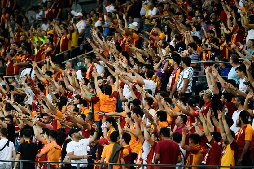 Galatasaray Augsburg'a farklı kaybetti - Resim: 1