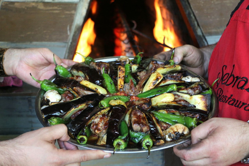 Bu kebap sadece Mayıs ve Ekim ayları arasında yenilebiliyor - Resim: 1