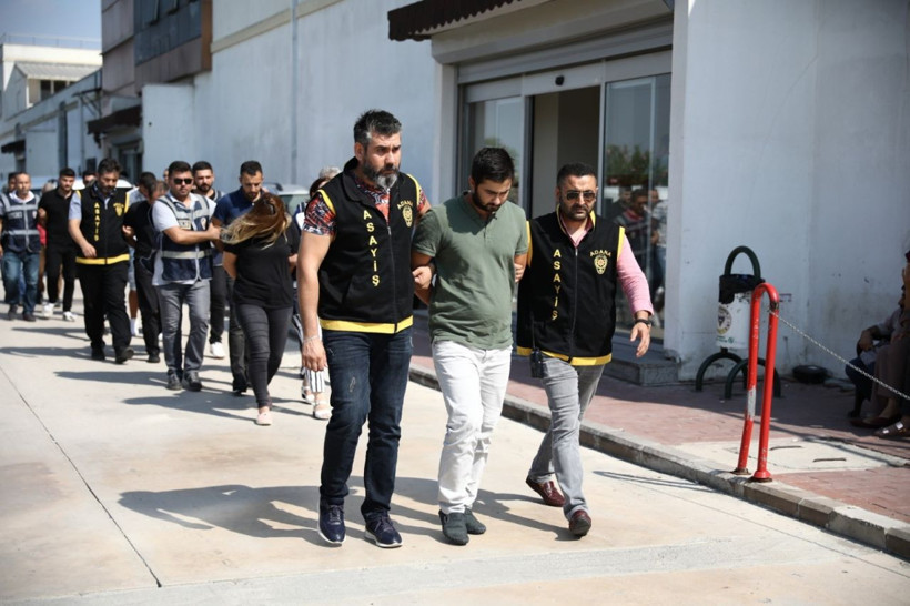 Milyonları vardı kulübede kuru ekmek yedi müdürün ilk ifadesi şaşırttı - Resim: 1