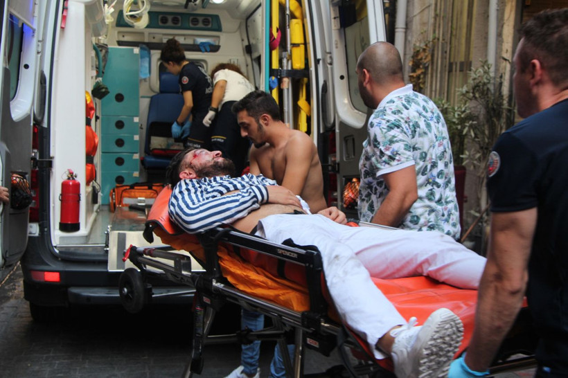 Beyoğlu'nda bardaki tartışma kanlı bitti! - Resim: 2