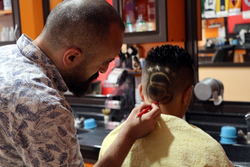 Berber kendini aştı öyle bir tıraş yaptı ki görenler hayrete düştü - Resim: 3