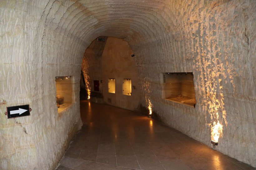 Türkiye'nin tek yeraltı müzesinde 7 bin yıllık heykelciklere yoğun ilgi - Resim: 1