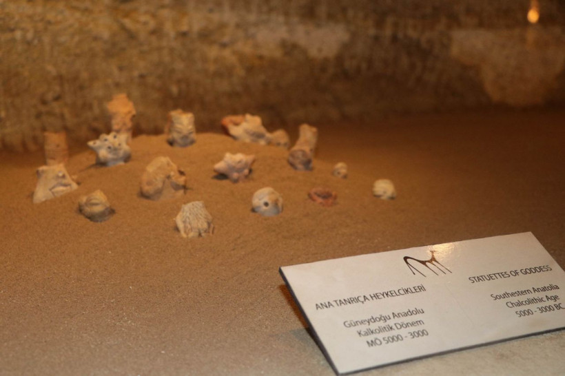 Türkiye'nin tek yeraltı müzesinde 7 bin yıllık heykelciklere yoğun ilgi - Resim: 2