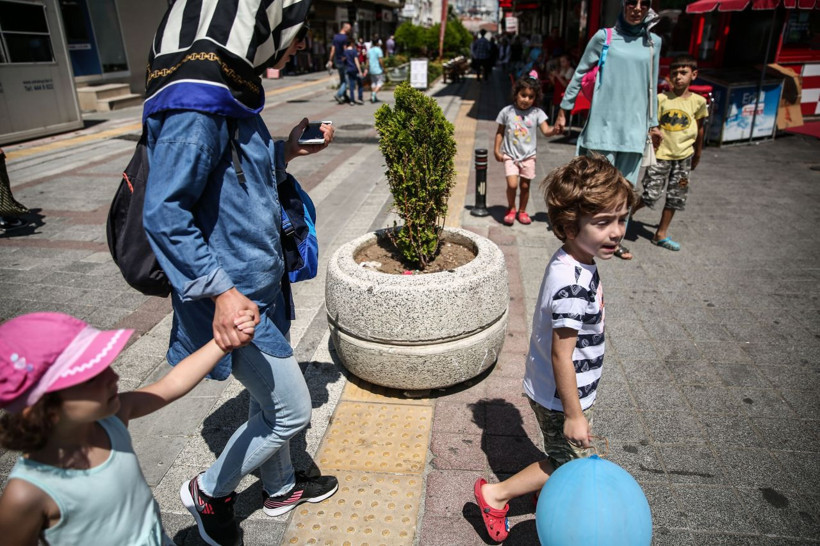Görme engelli vatandaşlar şikayetçi! Bağımsız olarak ihtiyaçlarını giderdikleri yollar işgal halinde! - Resim: 4
