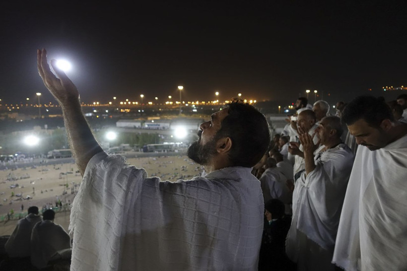 Diyanet İşleri Başkanı Ali Erbaş, Arafat'ta vakfe duası yaptı - Resim: 2